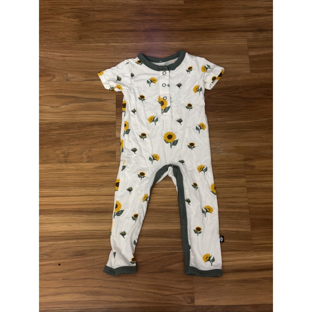 Kyle Baby Girls Sz 0-3 Months Sunflower Bamboo Romper Outfit Sleeper